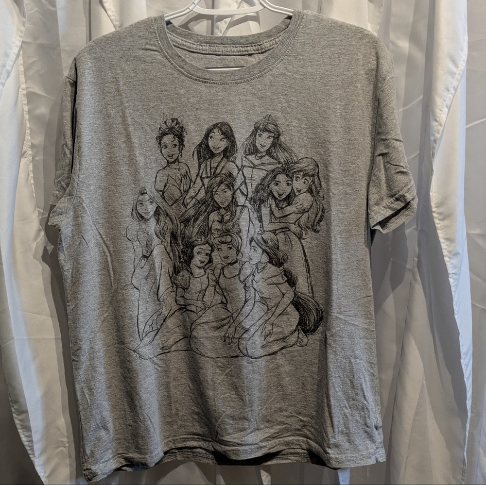 C1 Disney Princess Gray short sleeved Tshirt Sz XXL
